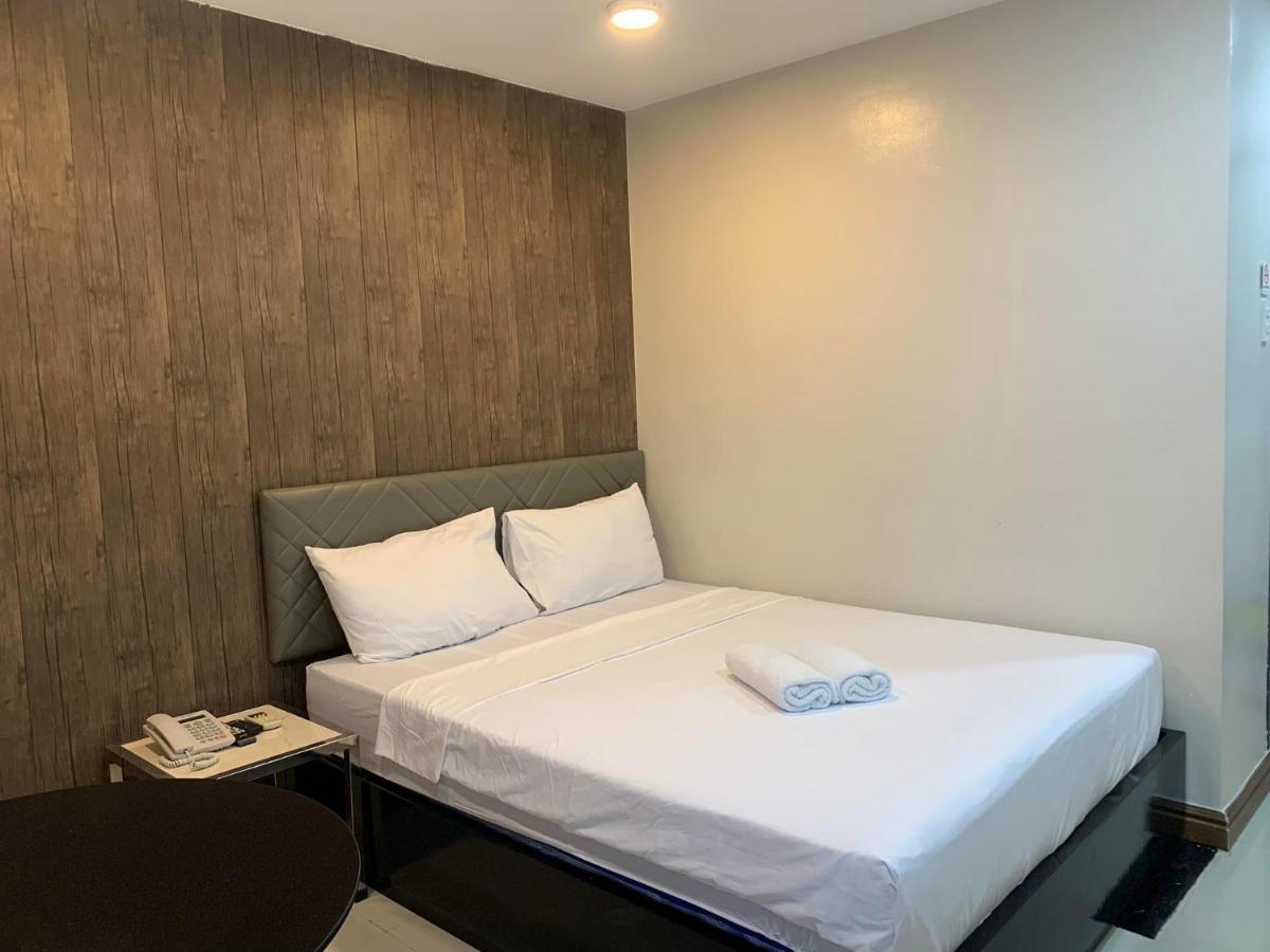 Maine City Residences Manila Exterior photo
