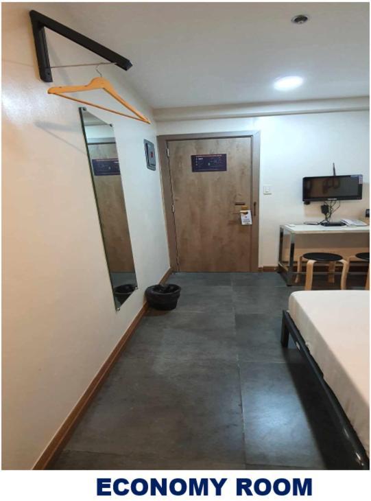 Maine City Residences Manila Exterior photo